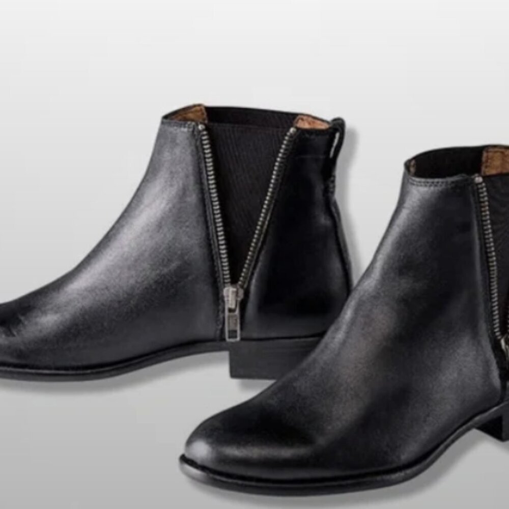 LIKE NEW Frye Black Leather Boots | Essential Side-Zip Bootie | SZ 8